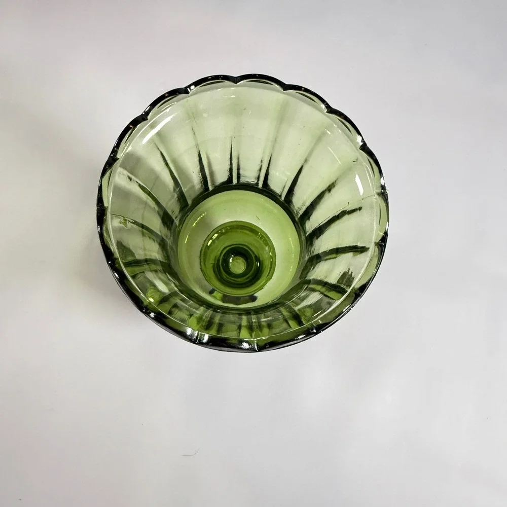 VTG Hazel-Atlas ATC50 Avocado Green Glass Ribbed Scalloped Footed Flower Vase 6